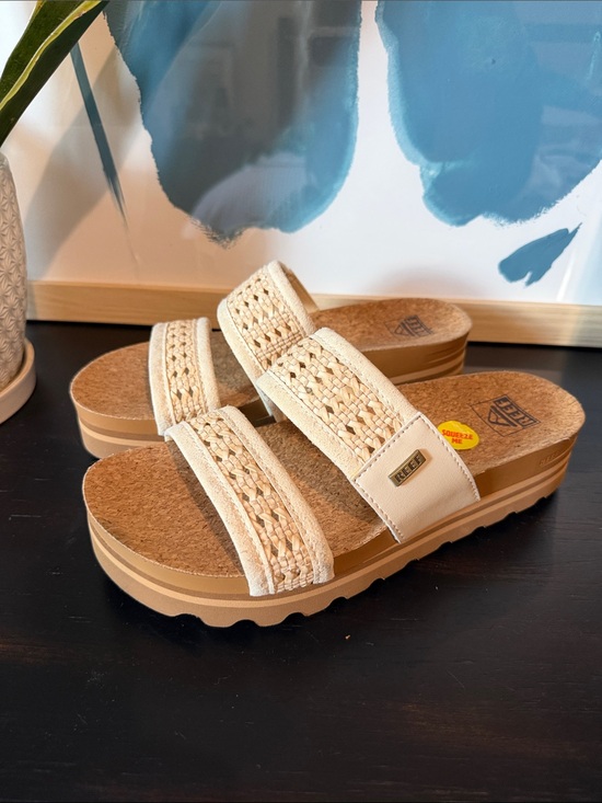 Reef Shoes - Reef Cushion Vista Hi Woven Platform Slide Sandals
